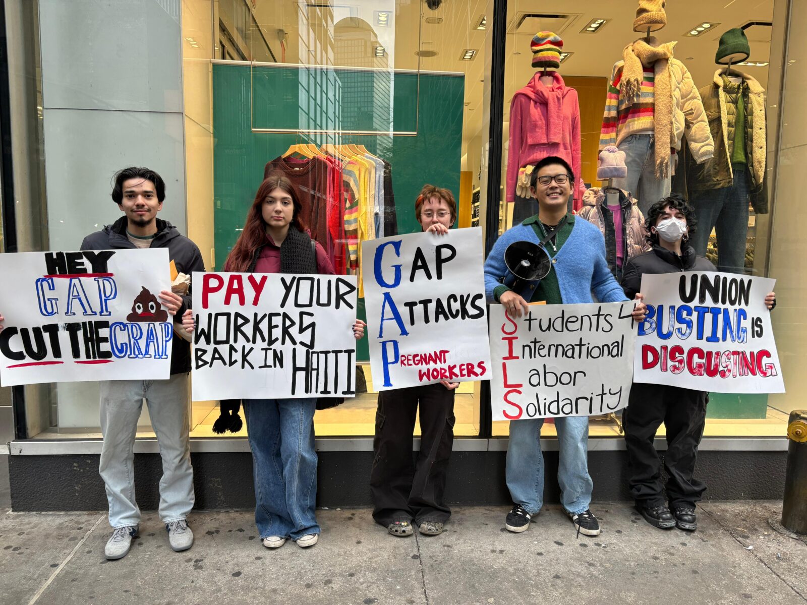 WhatsApp Image 2025-11-26 at 12.56.05 (1)